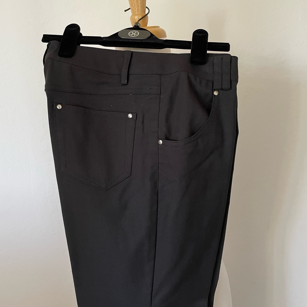 Jean - Picture 2 of 2